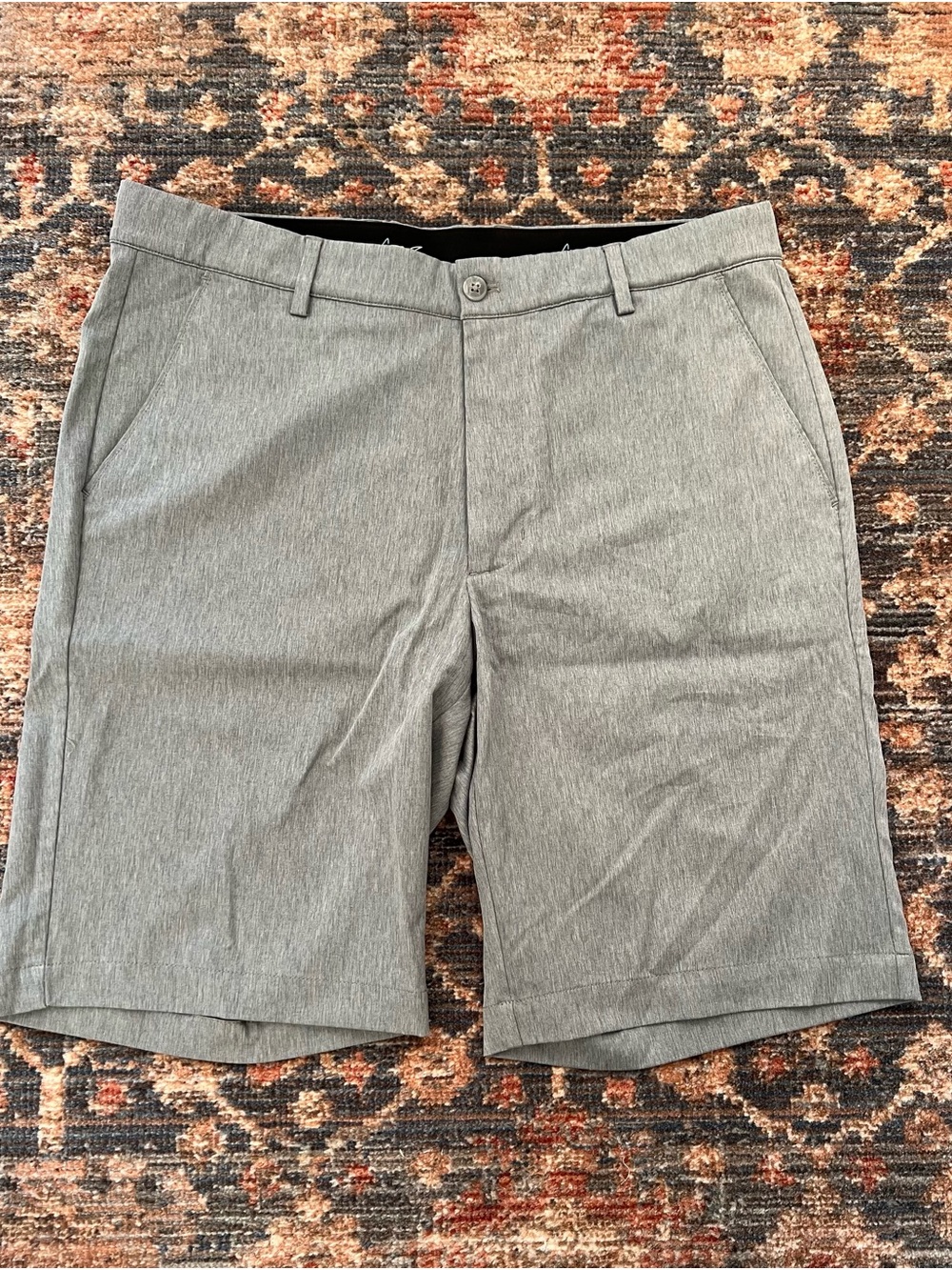 Greg Norman Collection Men's Light Grey Flat Front Golf Shorts